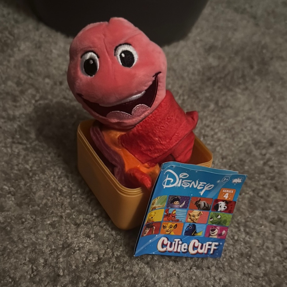 Disney Cutie Cuff Red Plush Toy